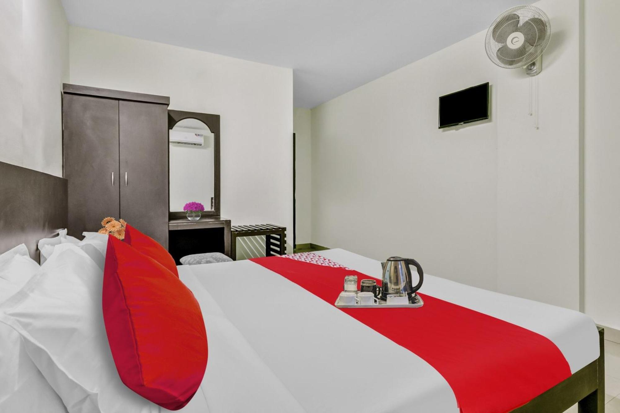 Hotel O Kalapurackal Residency Thekkady Kültér fotó