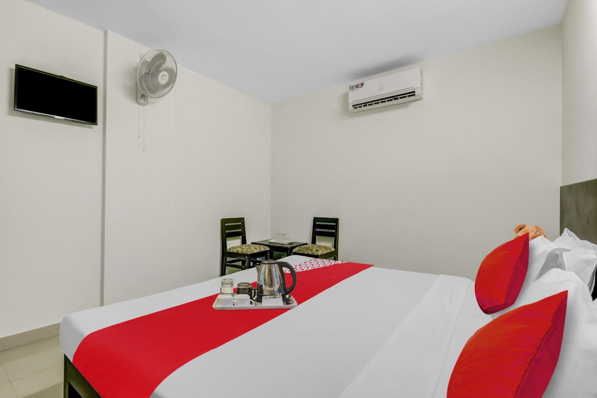 Hotel O Kalapurackal Residency Thekkady Kültér fotó